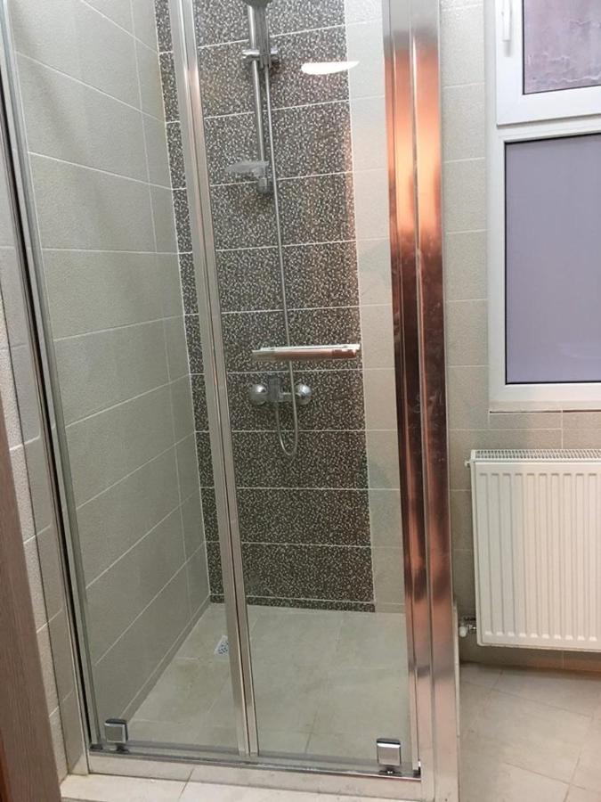 Relaxing Apartment And Great Location Βουκουρέστι Εξωτερικό φωτογραφία